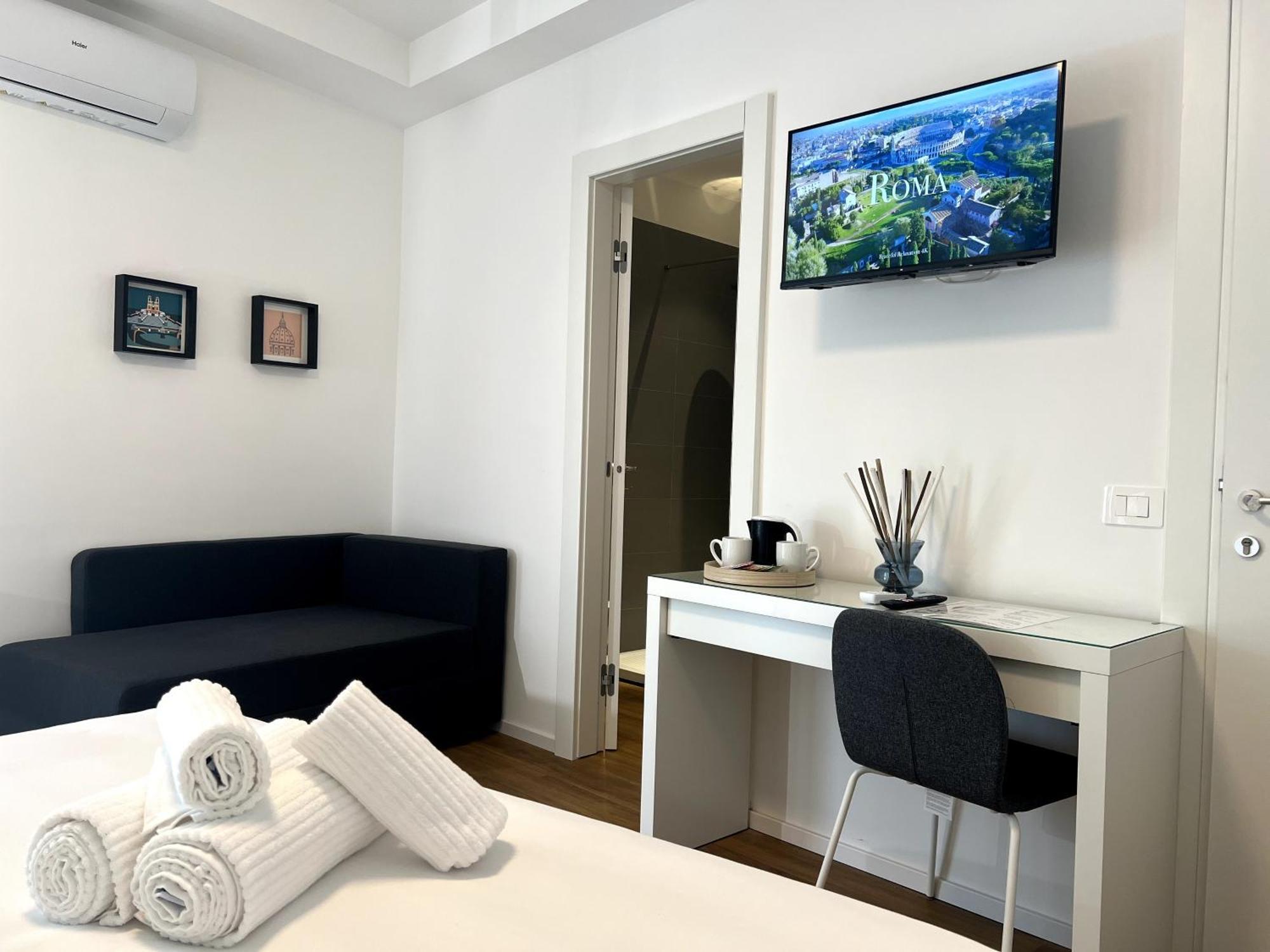 Near Vatican, Irnerio 47 Guest House Рим Екстериор снимка