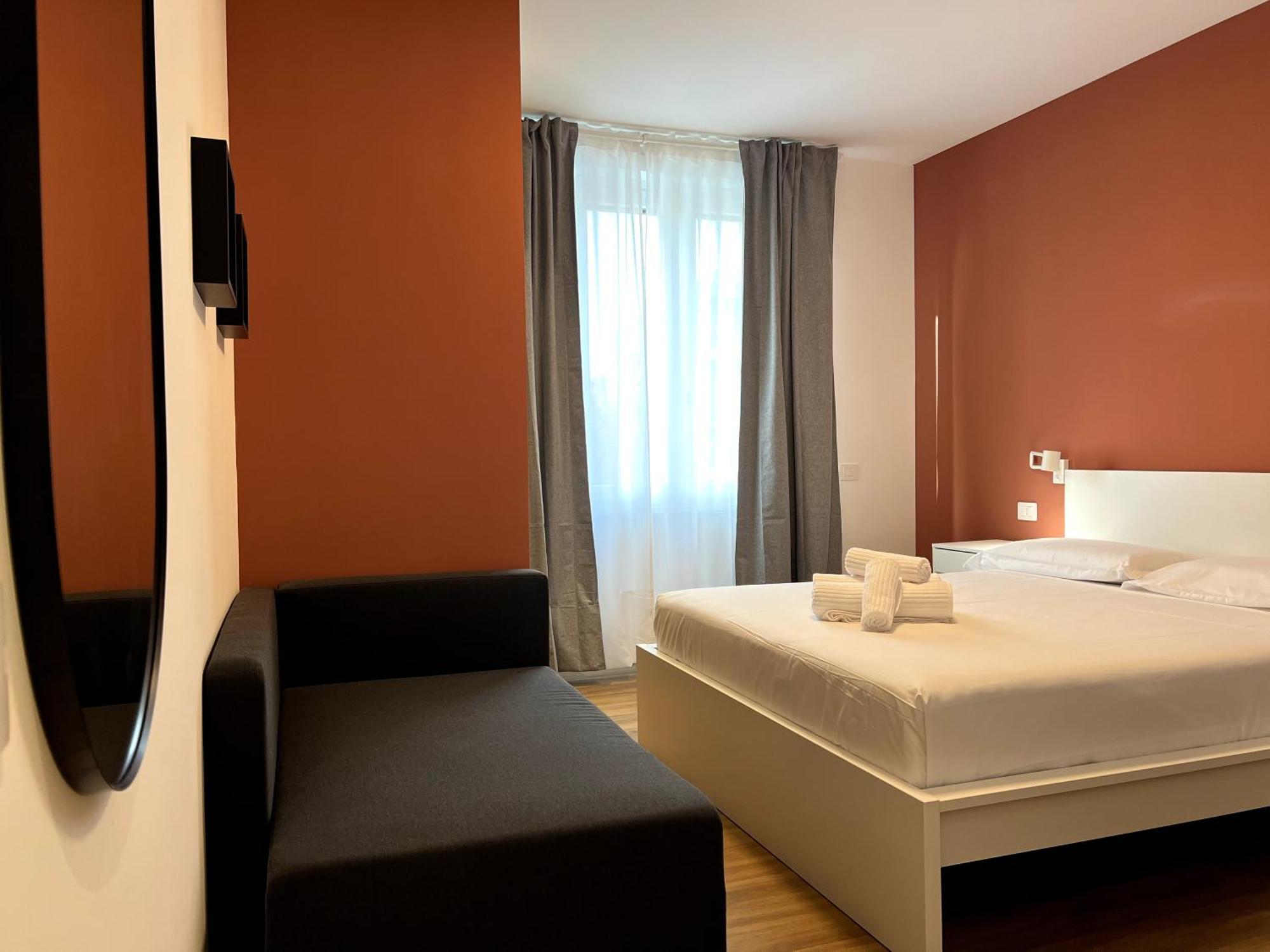 Near Vatican, Irnerio 47 Guest House Рим Екстериор снимка